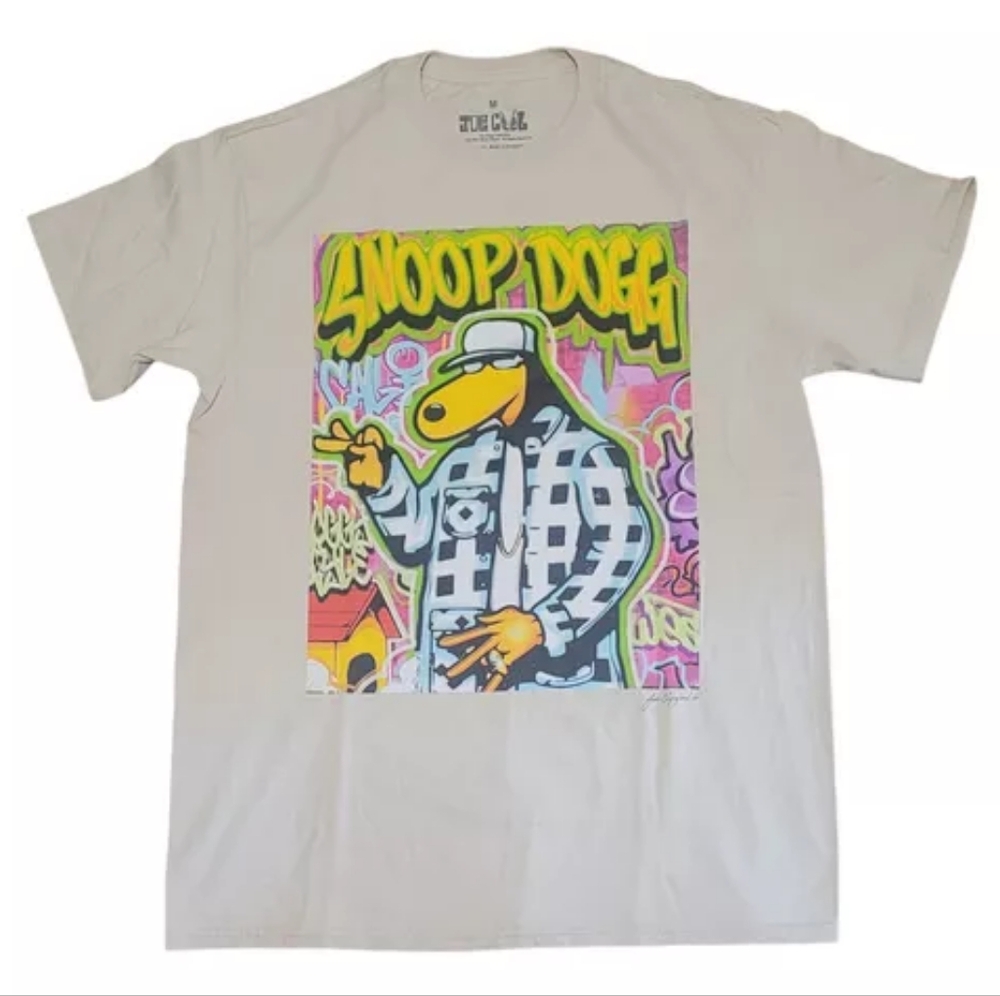 Joe Cool. Unisex. Classic 'Snoop Dogg' Graphic T-Shirt. Size Small.